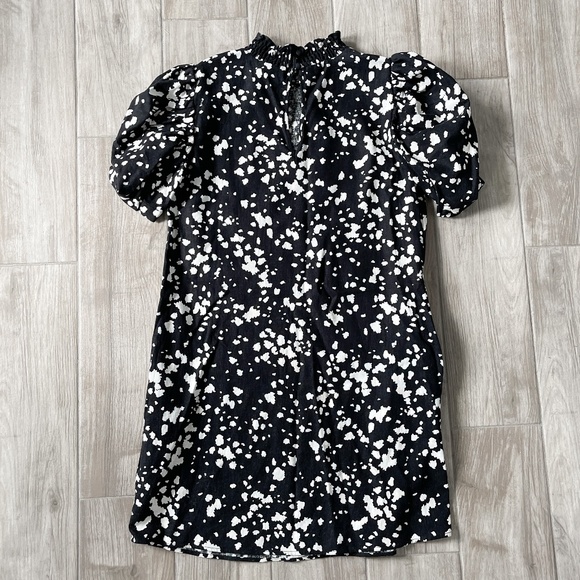 [WhoWhatWear] Puff Sleeve Splatter Print Dress - Picture 8 of 9